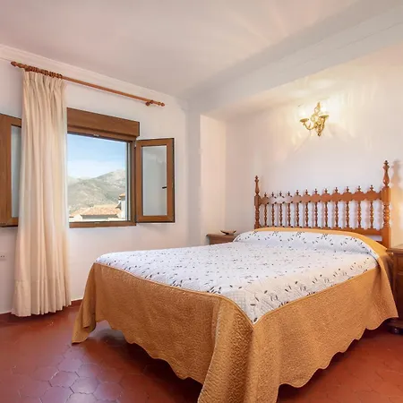 Guest house Casa Jardin Del Olivar Con Piscina Privada