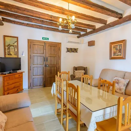 Guest house Casa Jardin Del Olivar Con Piscina Privada Alcaucin