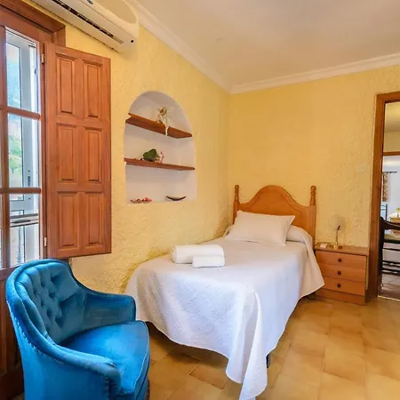 Casa Jardin Del Olivar Con Piscina Privada Guest house Alcaucin